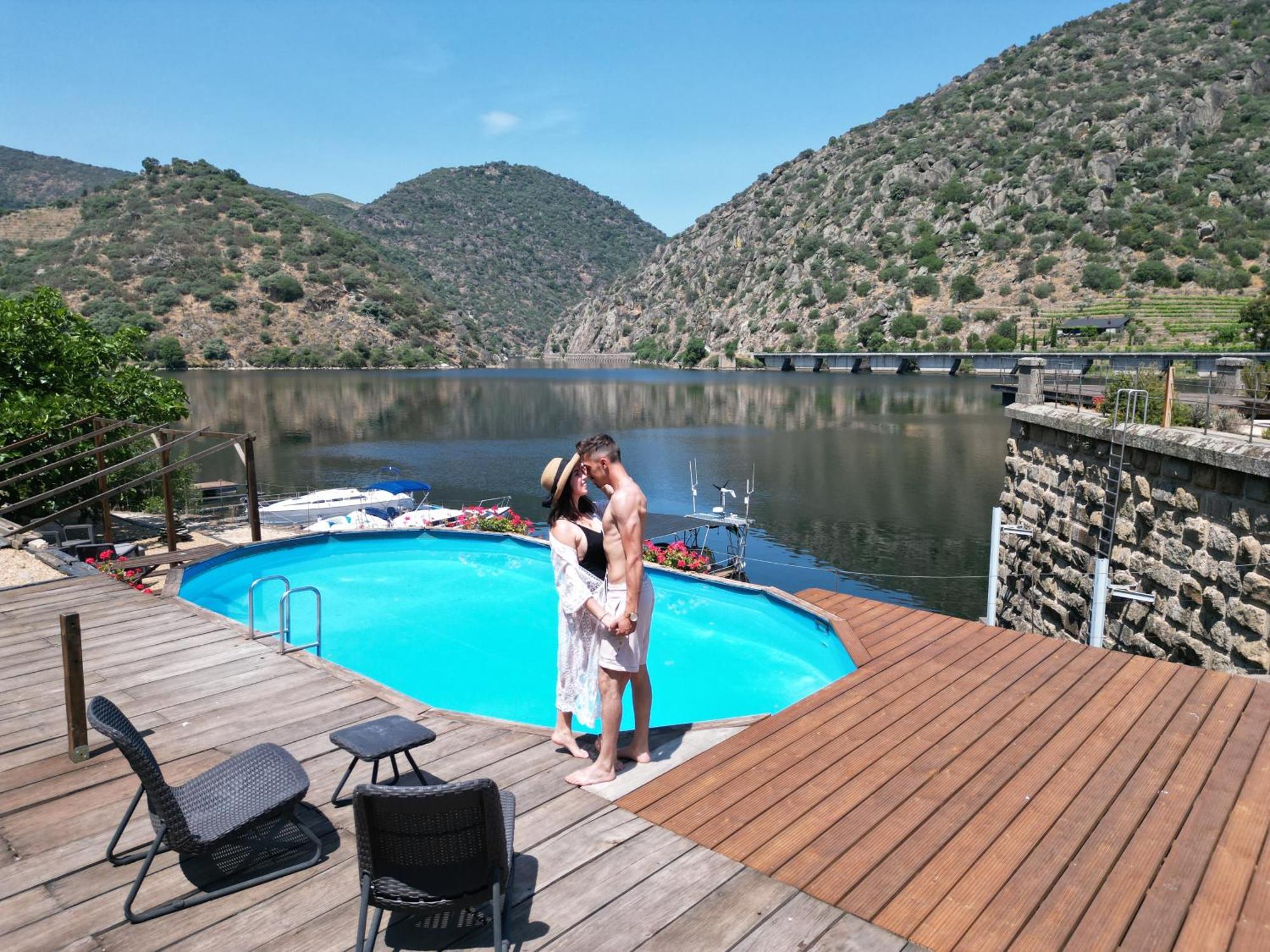 Douro Yacht Charter & Bungalows Sao Joao da Pesqueira Luaran gambar
