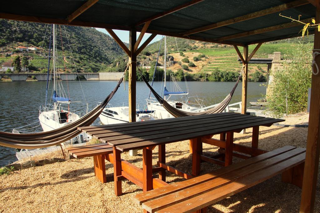 Douro Yacht Charter & Bungalows Sao Joao da Pesqueira Luaran gambar